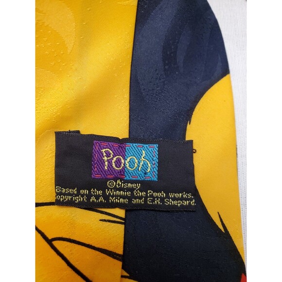 Vintage New w/out Tags Disney Winnie the Pooh Neck Tie - Picture 3 of 3